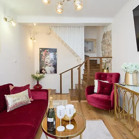 Appartamento Old Town Casa Nevia
