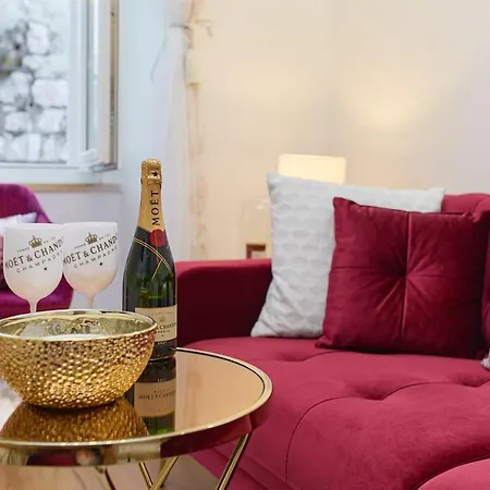 Apartament Old Town Casa Nevia *