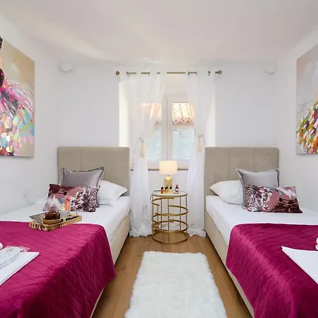 شقة Old Town Casa Nevia *