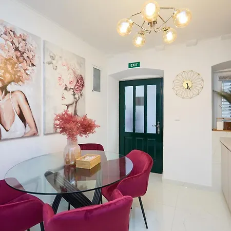 Old Town Casa Nevia شقة دوبروفينك